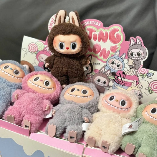 Labubu Doll Vinyl First Generation Monster Dolls Labubus Originales Popmart Macaron Mini Blind Box Plush Toy La Bubu Original
